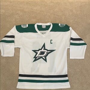 Dallas Stars #14 Jamie Benn youth size L thin jersey